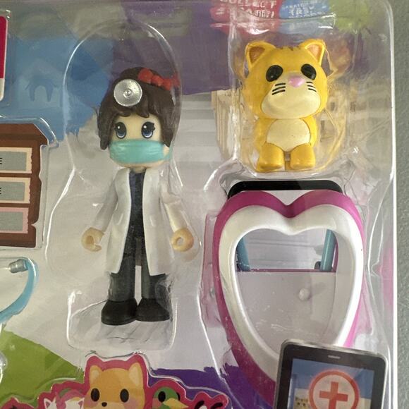 Adopt Me! Pets Hospital Dr. Heart & Ginger Cat Friends Figure Pack New - Picture 5 of 8